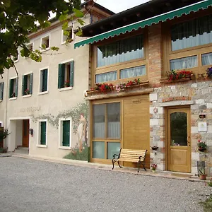Pergola Frühstückspension Valdobbiadene